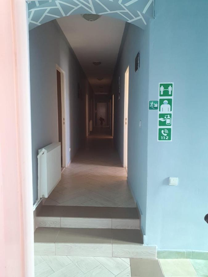 Hotel Relax Haus Hunedoara Exterior foto