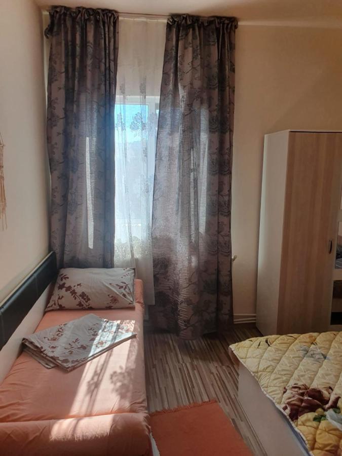 Hotel Relax Haus Hunedoara Exterior foto